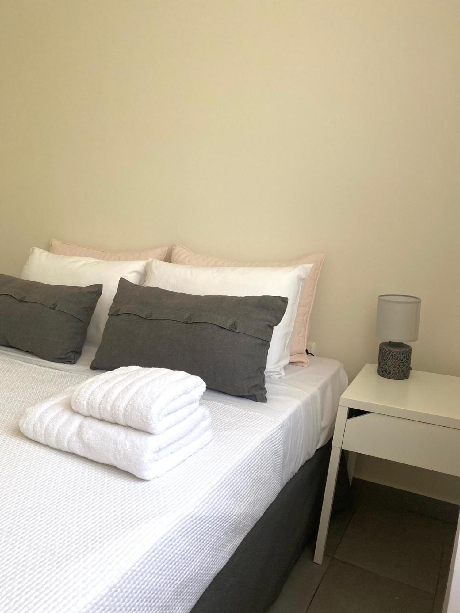 Casa Di Anna Apartment Ermoupoli Ngoại thất bức ảnh